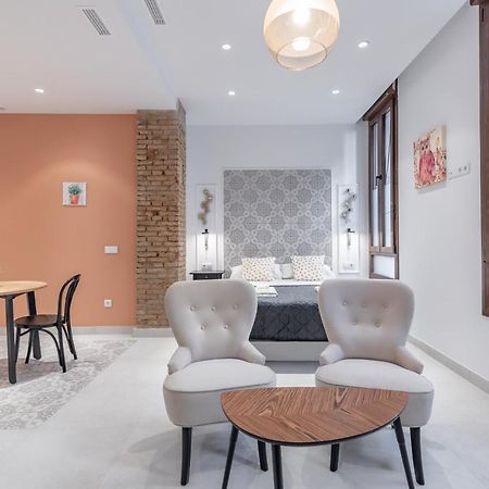 Gorgeous Apartment Close To City Centre Valencia Exterior foto