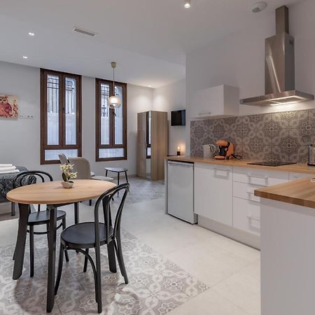 Gorgeous Apartment Close To City Centre Valencia Exterior foto