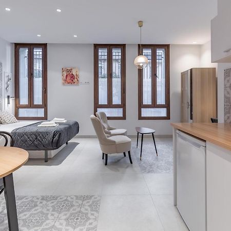 Gorgeous Apartment Close To City Centre Valencia Exterior foto